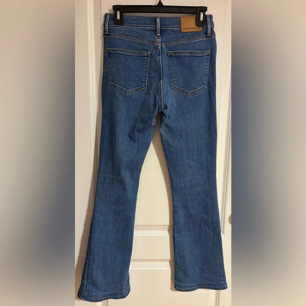 Aritzia Denim Forum Jane Mid Rise Boot Cut Cotton Lyocell Blue Jeans Size 27 - Picture 9 of 13